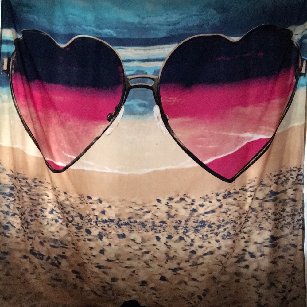 Target heart tapestry